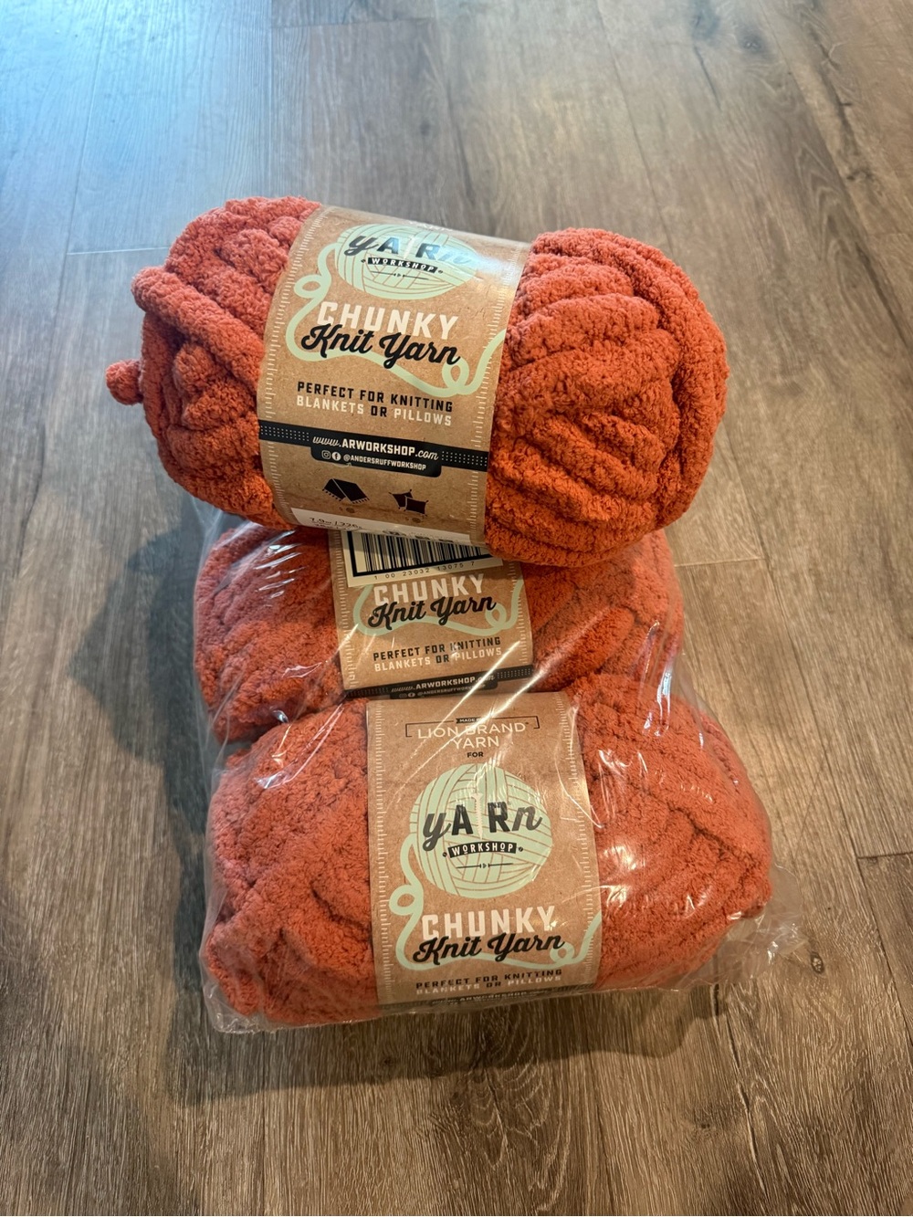NWT Lion Brand Hand Knitting Yarn